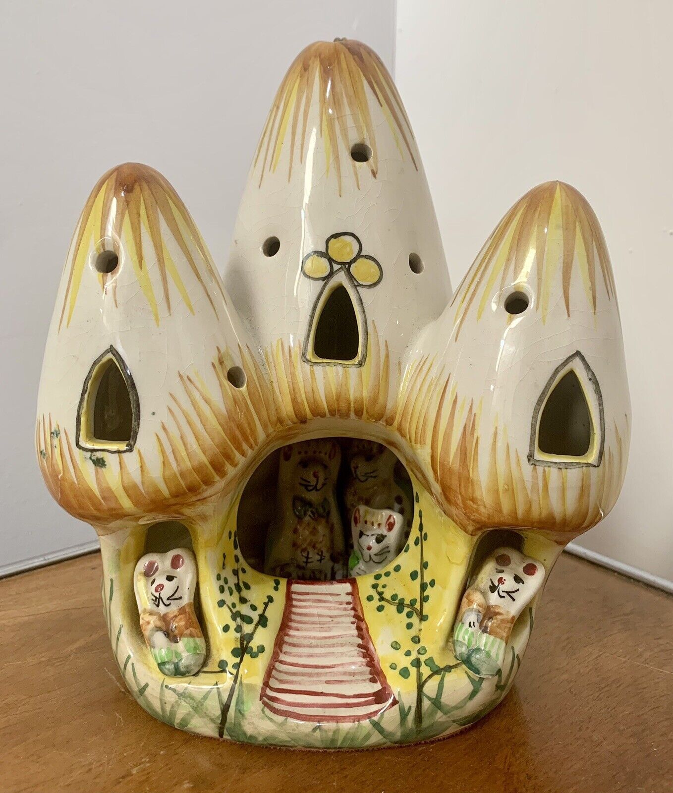 Vintage Derek Fowler Studio Pottery Toadstool Mice