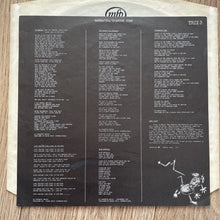 Load image into Gallery viewer, QUANTUM JUMP barracuda LP VG+/EX TRIX 3, vinyl, album, with lyric insert, uk,