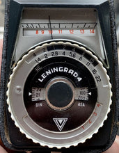 Load image into Gallery viewer, Leningrad 4 Light Exposure Meter With Original Case Vintage Photography