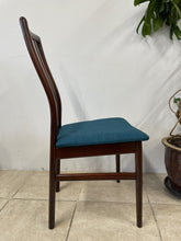 Load image into Gallery viewer, Set Of 6x Danish Modern Kai Kristiansen Model 170 Chairs Schou Andersen Rosewood