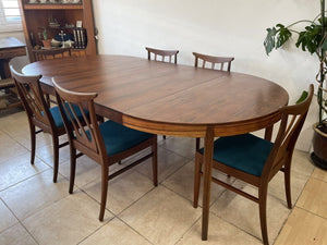 Large MCM Round Danish Rosewood Extending Dining Table Niels Koefoed Hornslet