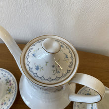 Load image into Gallery viewer, Paragon Royal China Florabella Pattern Part Coffee set Cups Saucers Pot