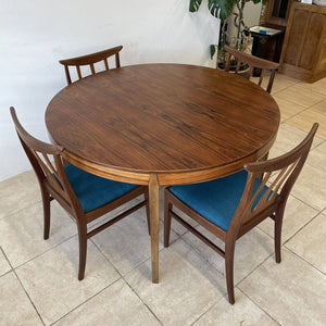 Large MCM Round Danish Rosewood Extending Dining Table Niels Koefoed Hornslet