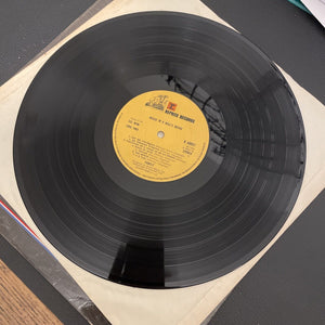 FAMILY MUSIC IN A DOLLS HOUSE Vinyl LP Stereo K 44057 UK PRESS EX/VG+