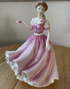 Rare Royal Doulton “Jacqueline” HN 4309 2001 Collectors Club Figurine Lady
