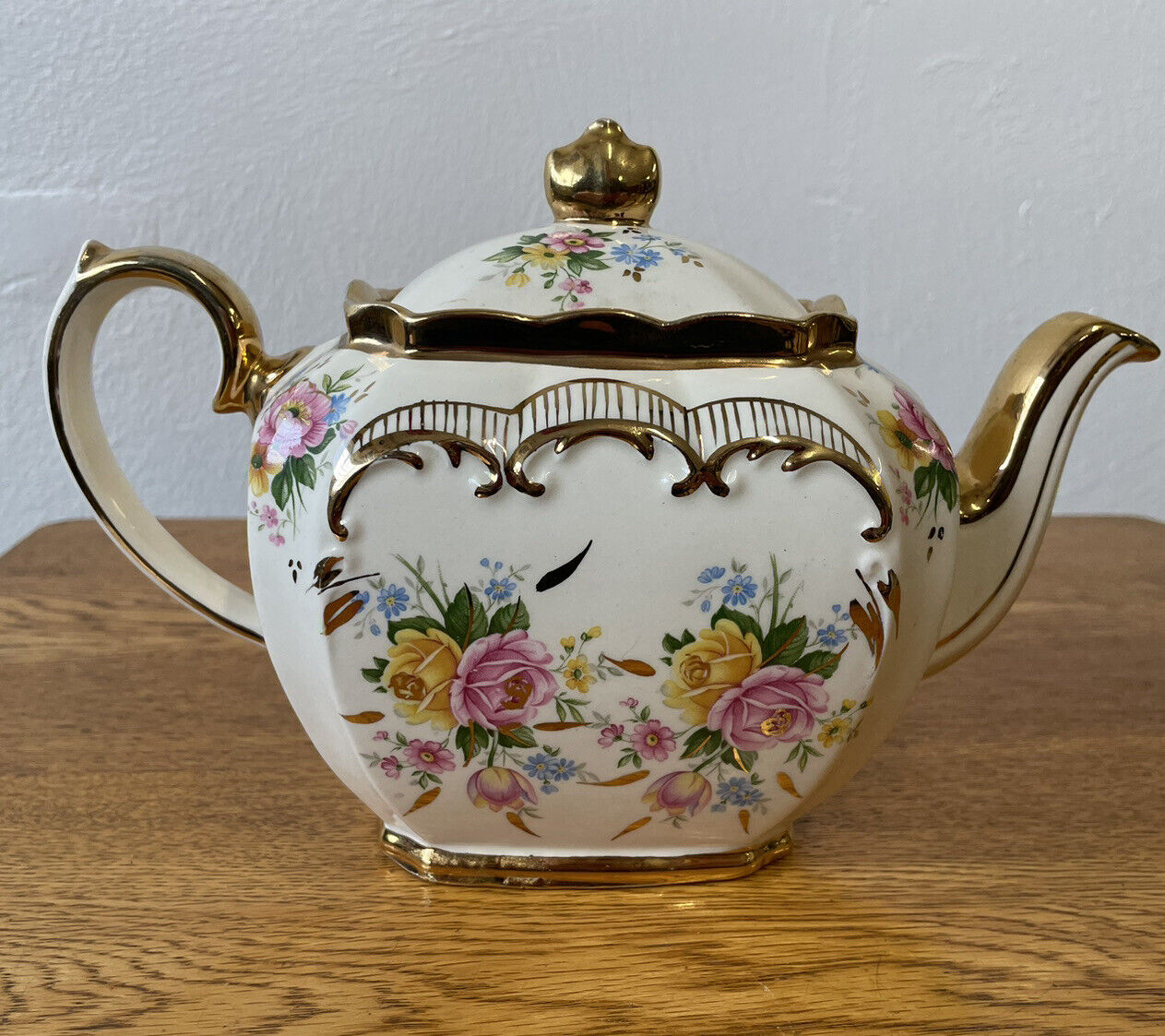 Pink Cube Sadler Tea Pot, Full 4 Cup Capacity, Cubed Teapot 18240 – The  Vintage Teacup