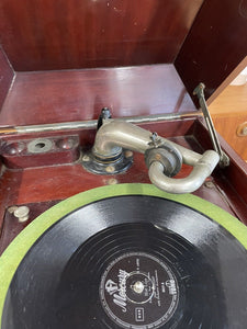 HMV Gramophone Mahogany Table Top model 109 c1920s GWO Exhibition Sound Box