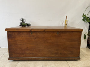 Large Victorian Camphor Wood Blanket Box Chest Trunk Coffee Table