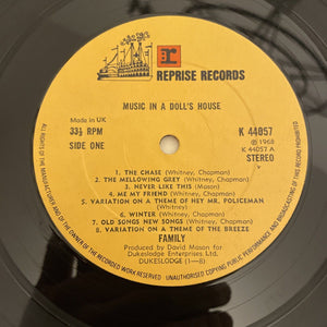 FAMILY MUSIC IN A DOLLS HOUSE Vinyl LP Stereo K 44057 UK PRESS EX/VG+
