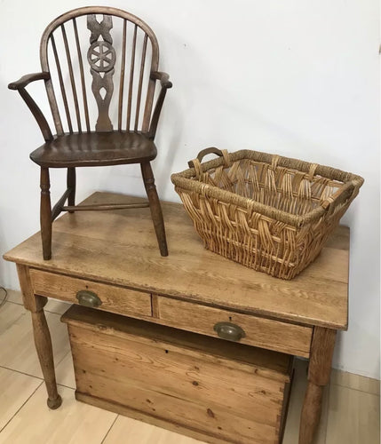 Small Antique Georgian Elm Windsor Spindle Arm Chair.