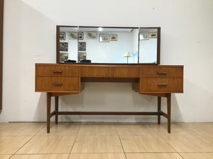 Superb Mid Century 1960s Teak Dressing Table/Desk “Vespa” By Gimson And Slater.