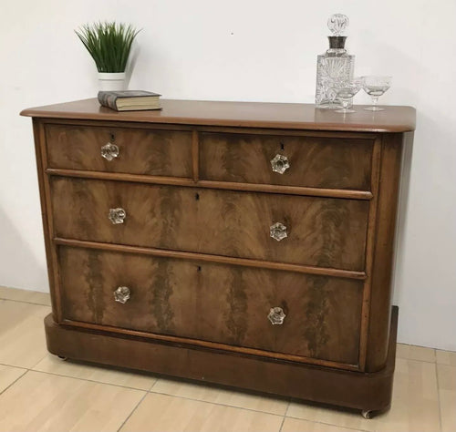 Stunning Flamed Walnut Victorian Chest Of Drawers