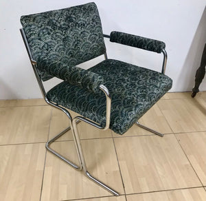 Vintage Mid Century/Art Deco Tubular Chrome Lounge Chair.