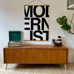 Mid Century Retro G Plan “Form Five” Teak Sideboard Media Unit On Tapered Legs.