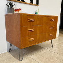 Load image into Gallery viewer, Vintage Mid Century G Plan Fresco Chest Of 3 Drawers On Steel Hairpin Legs.