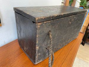 Vintage Wooden Pine Ammo Box Chest With Rope Handle.