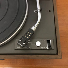 Load image into Gallery viewer, Stunning Vintage Pioneer PL-15D Belt Drive Turntable.