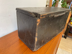 Vintage Wooden Pine Ammo Box Chest With Rope Handle.