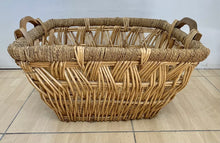 Load image into Gallery viewer, Large Rustic Traditional Wicker Log Basket